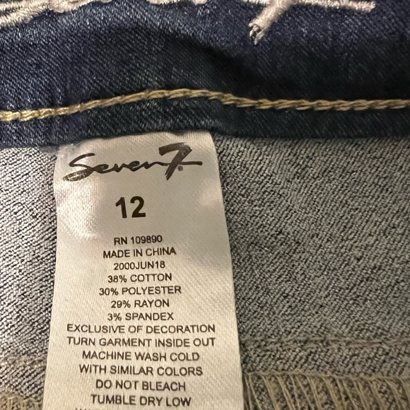 Seven7 Jeans Soft and Comfy Skinny Jeans Girls Size 12 NWT - Picture 12 of 12